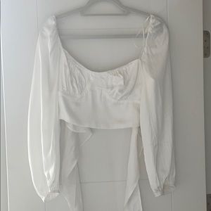 white long sleeve crop top